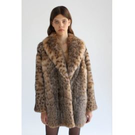 Single breasted lynx fur coat